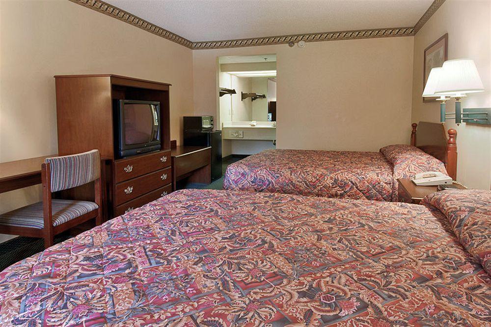 Days Inn - Chapel Hill Rom bilde
