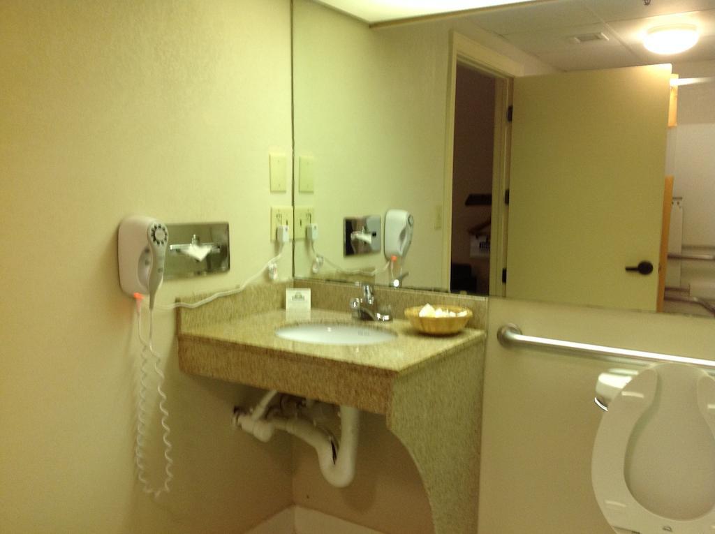 Days Inn - Chapel Hill Rom bilde