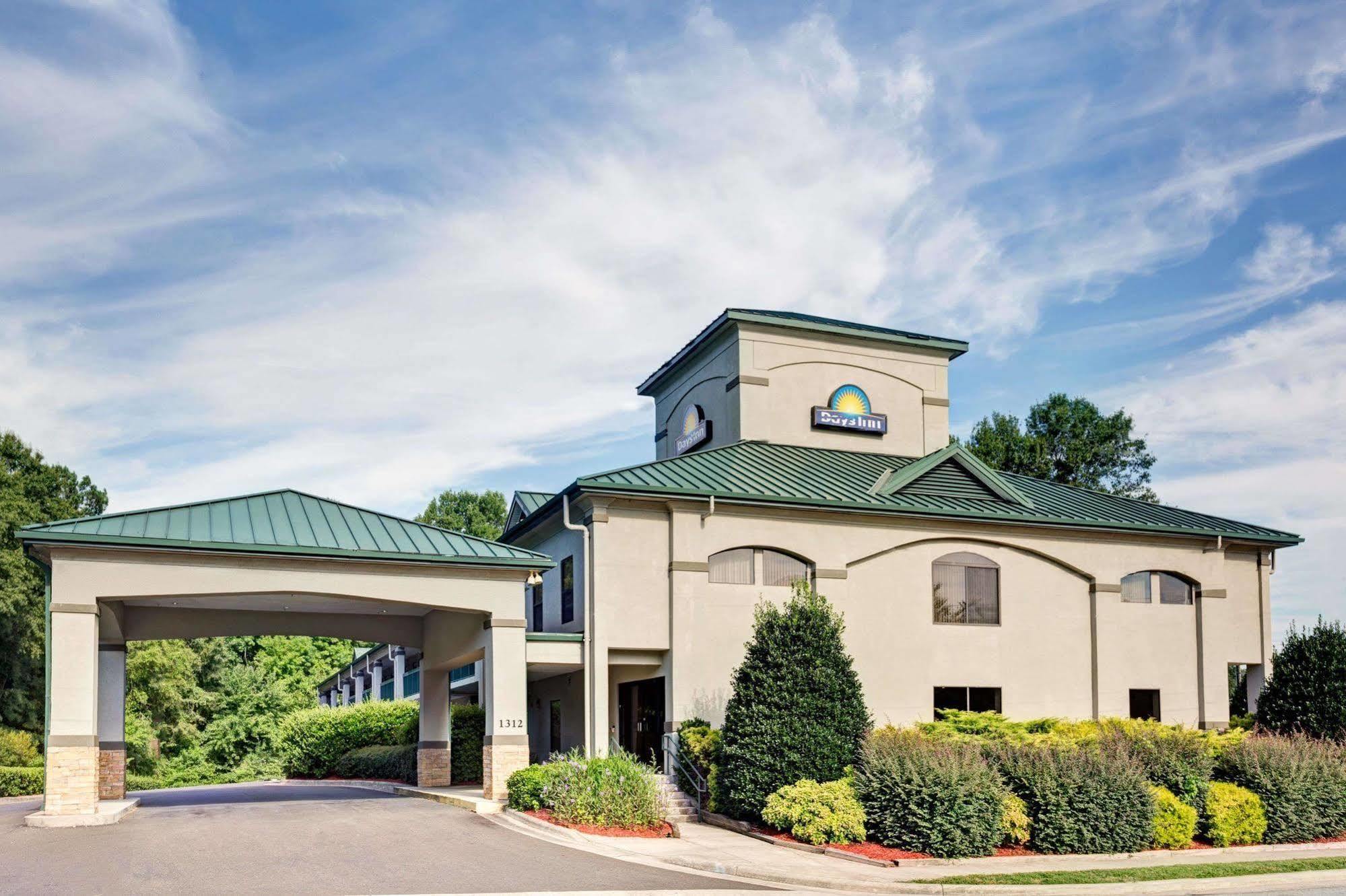 Days Inn - Chapel Hill Eksteriør bilde